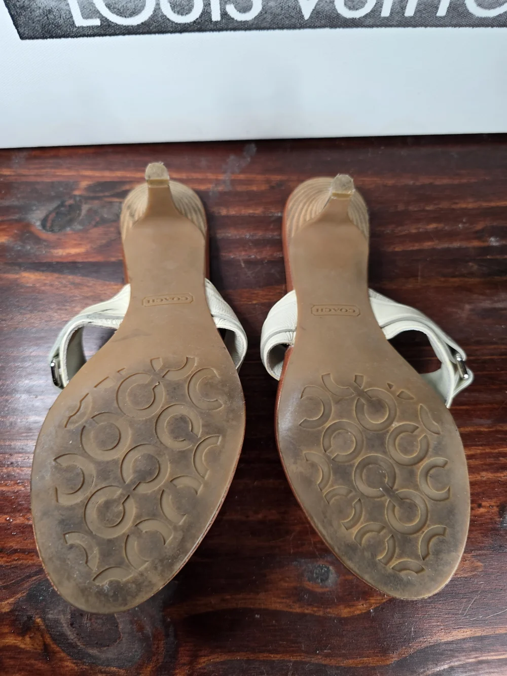 Coach features cream